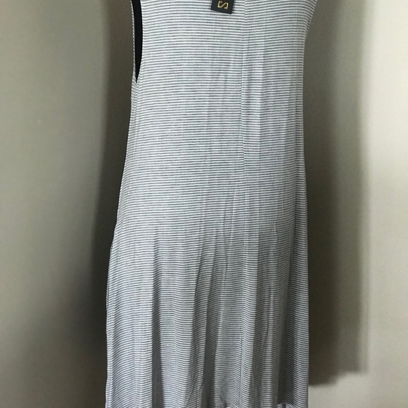 Brand New LaClass Beach Casual Dress - Picture 5 of 8